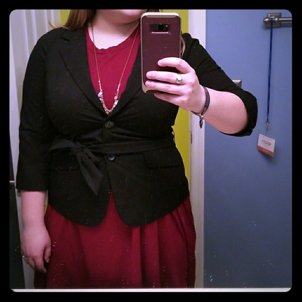 Black Limited 3/4 sleeve suit jacket w/ waist tie